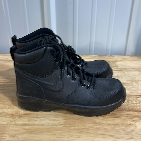 Nike Manoa Ltr (GS) Black Boys Size 5 Y - Picture 4 of 8
